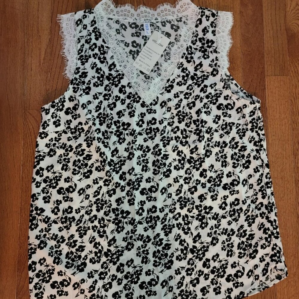 NWT VIISHOW Black & White Lace Floral Sleeveless Blouse Top - Large